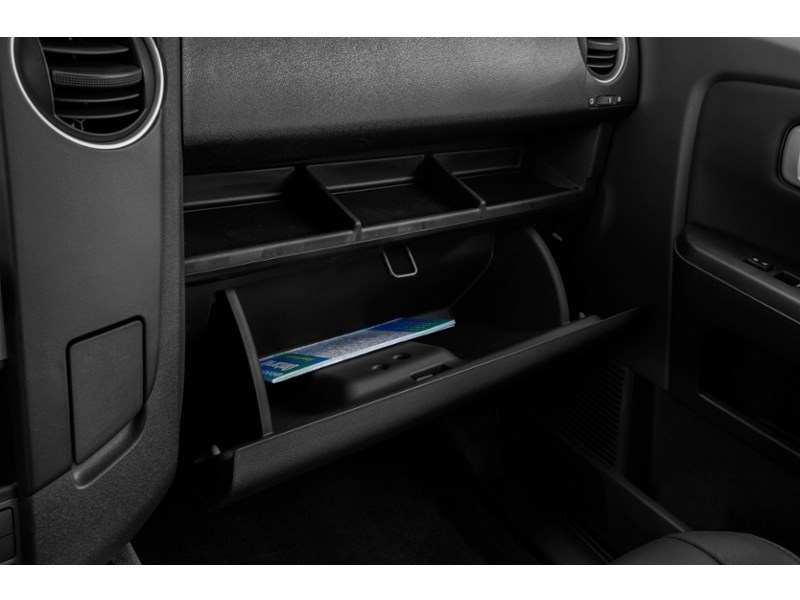 2014 Honda Pilot 4WD 4dr Touring Interior Shot 4