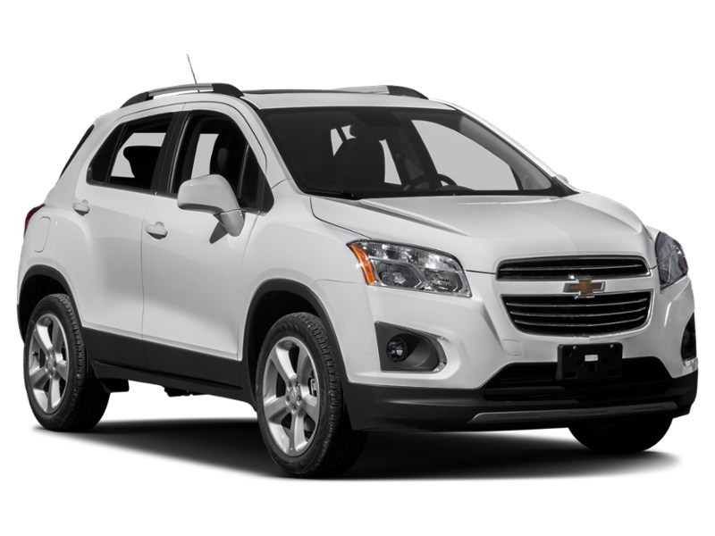 2016 Chevrolet Trax AWD 4dr LTZ Exterior Shot 9