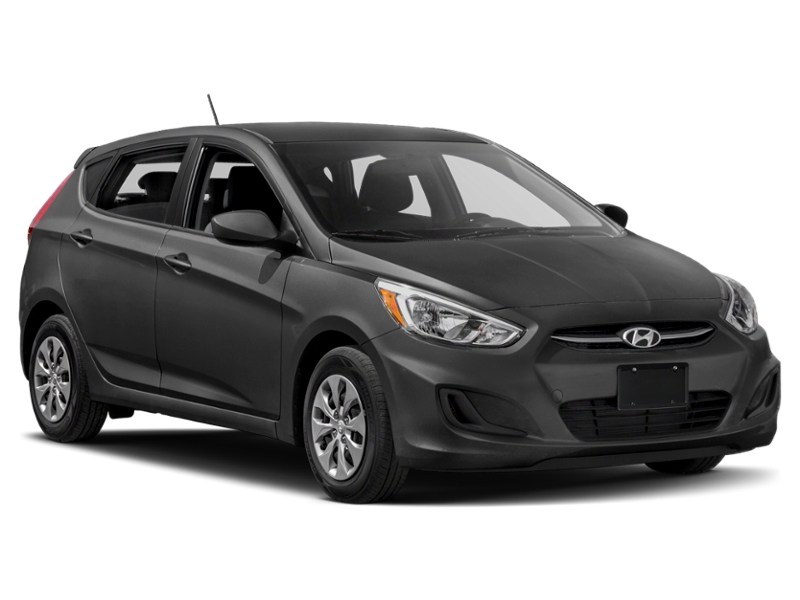 2015 Hyundai Accent 5dr HB Auto GL Exterior Shot 9