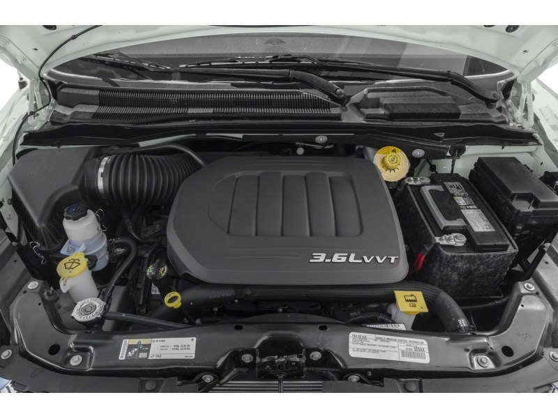 2019 Dodge Grand Caravan SXT 2WD Exterior Shot 3