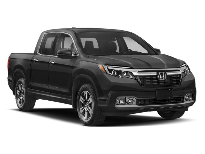 2018 Honda Ridgeline Touring AWD Exterior Shot 9