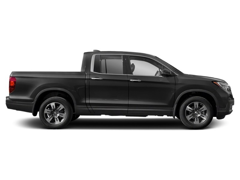 2018 Honda Ridgeline Touring AWD Exterior Shot 11