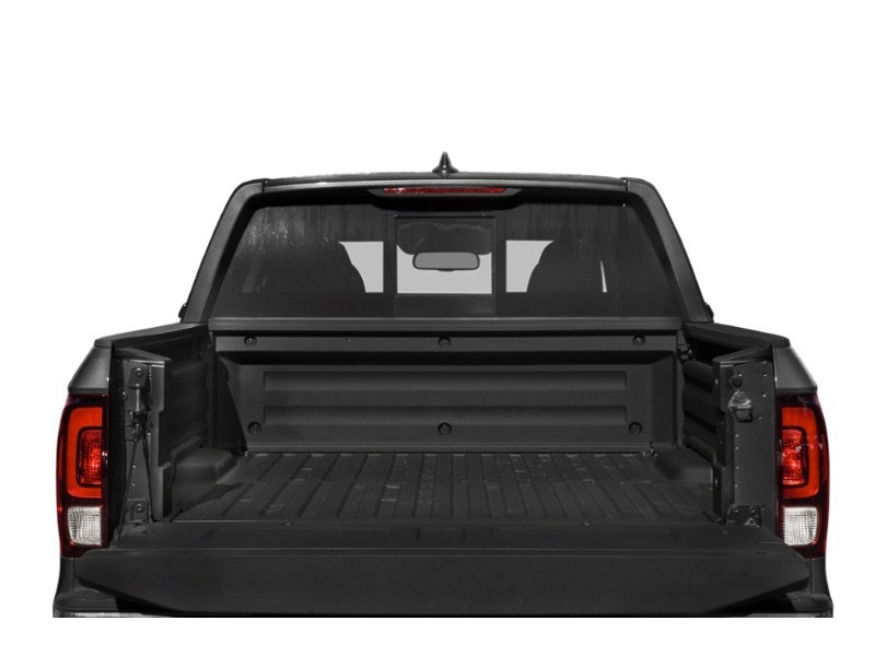 2018 Honda Ridgeline Touring AWD Exterior Shot 4