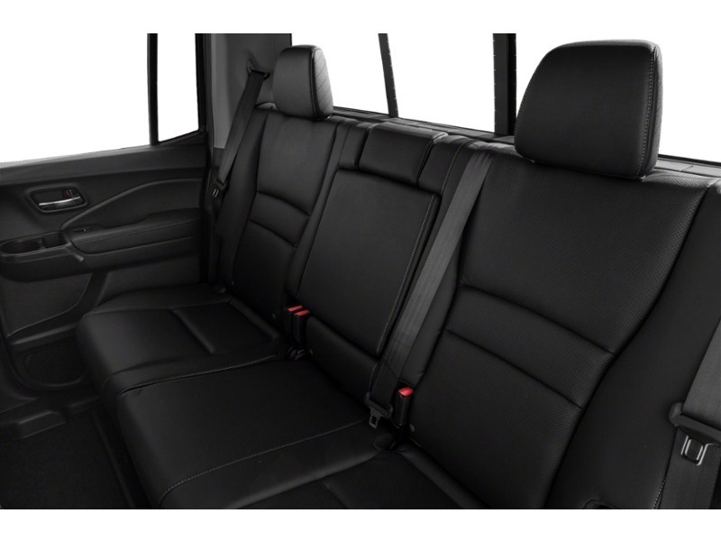 2018 Honda Ridgeline Touring AWD Interior Shot 5