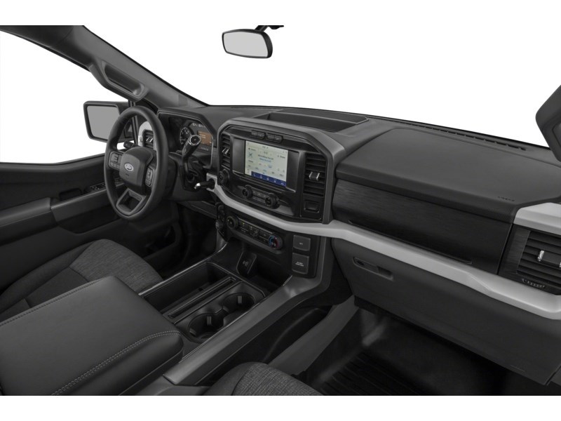 2022 Ford F-150 XLT 4WD SuperCrew 5.5' Box Interior Shot 1