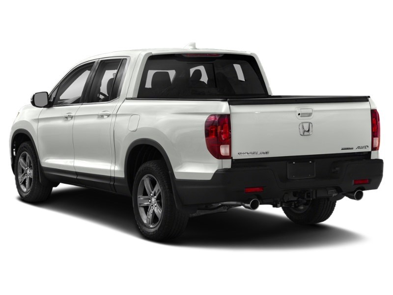 2023 Honda Ridgeline Touring AWD Exterior Shot 9