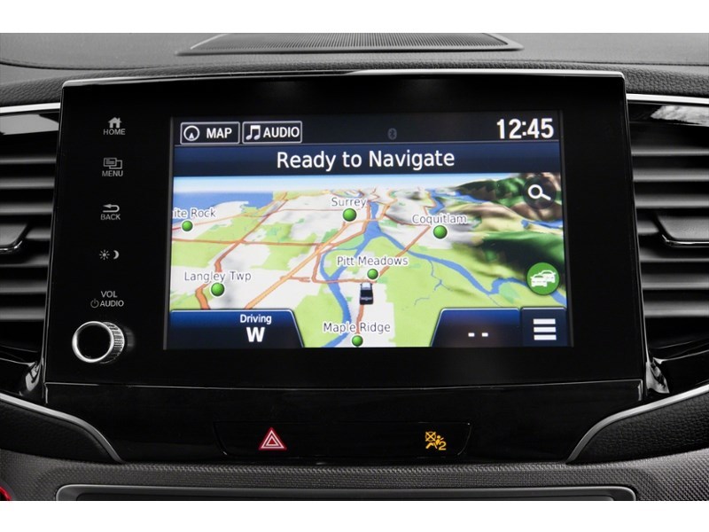 2023 Honda Ridgeline Touring AWD Interior Shot 8