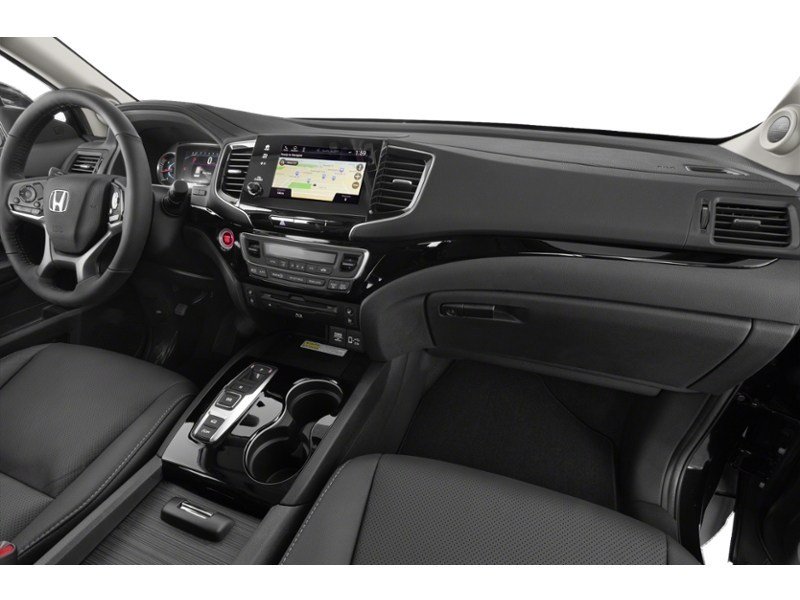 2022 Honda Pilot Touring 7-Passenger AWD Interior Shot 1