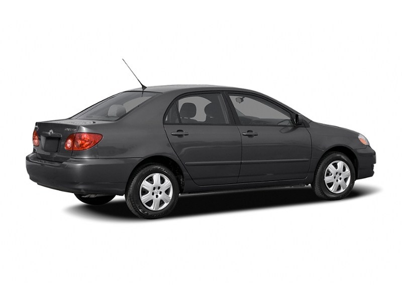 2005 Toyota Corolla 4dr Sdn CE Auto Exterior Shot 2