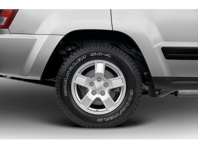 2006 Jeep Grand Cherokee 4dr Limited Exterior Shot 5