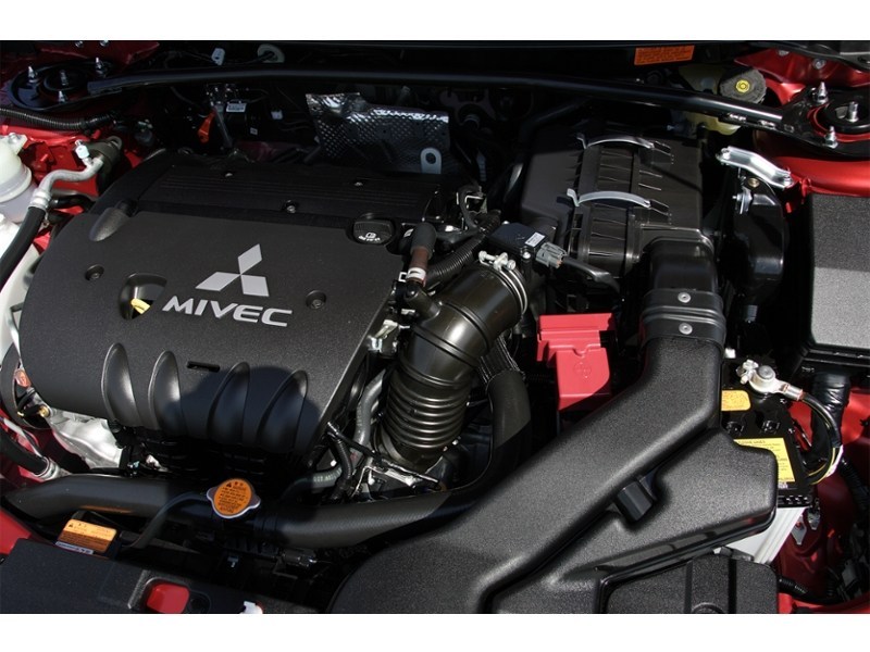 2010 Mitsubishi Lancer 4dr Sdn CVT DE Exterior Shot 3