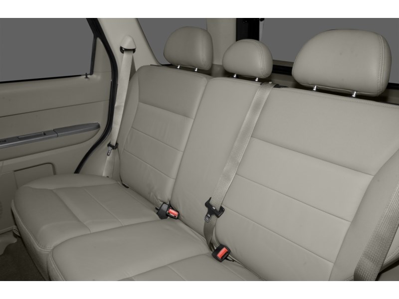 2011 Ford Escape FWD 4dr I4 Auto XLT Interior Shot 6