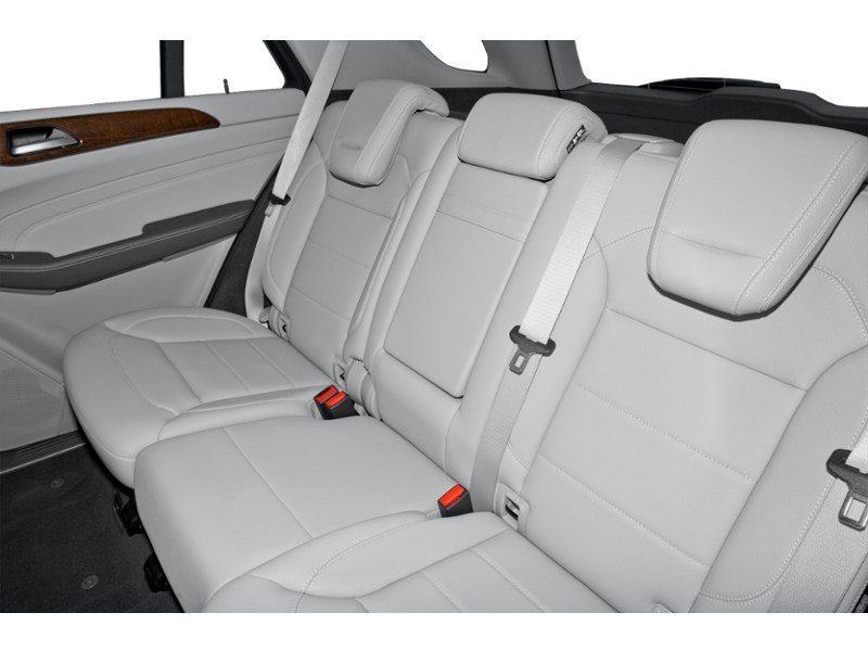 2013 Mercedes-Benz M-Class 4MATIC 4dr ML 350 BlueTEC Interior Shot 6