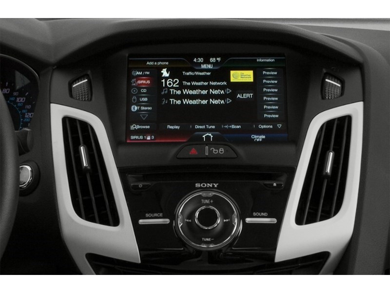 2013 Ford Focus SE | 2.0L | HTD SEATS | AUTO | A/C | KEYLESS ENT Interior Shot 9