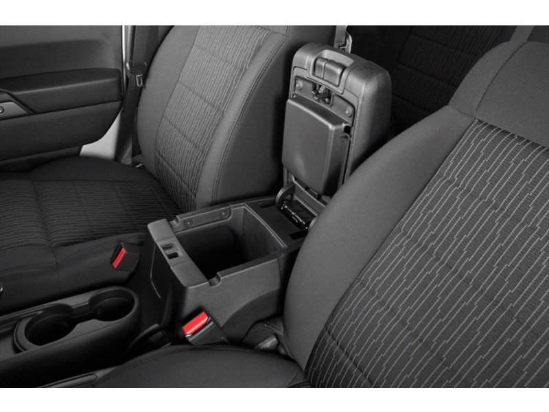 2015 Jeep Wrangler Unlimited Sport Interior Shot 8