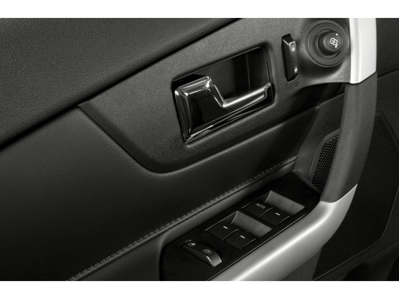 2014 Ford Edge 4dr SEL AWD Exterior Shot 11