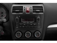 2014 Subaru Forester 5dr Wgn Auto 2.5i Interior Shot 2