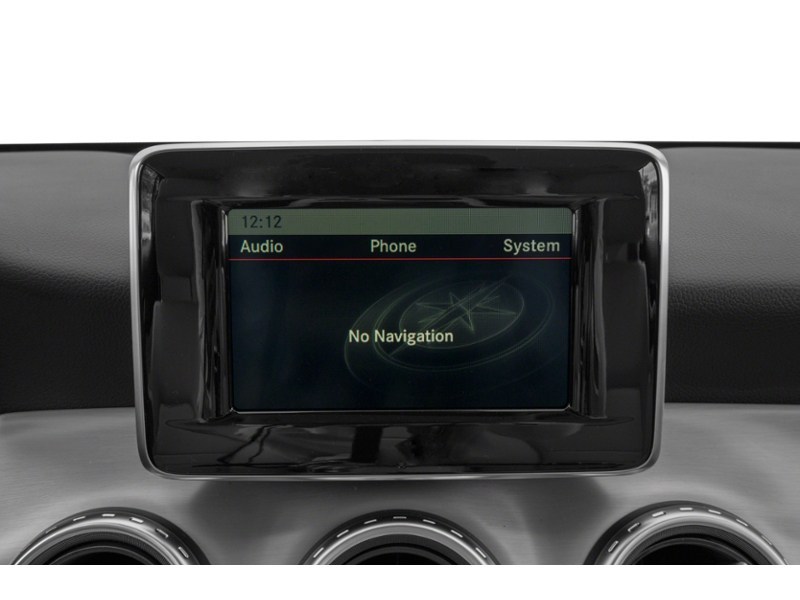 2015 Mercedes-Benz GLA-Class 4MATIC 4dr GLA 250 Interior Shot 9