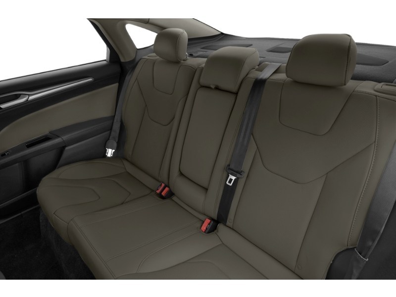 2014 Ford Fusion 4dr Sdn Titanium AWD Interior Shot 5
