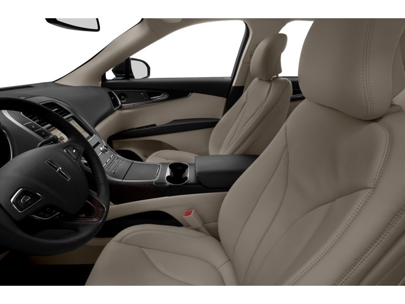 2018 Lincoln MKX AWD Reserve Interior Shot 4