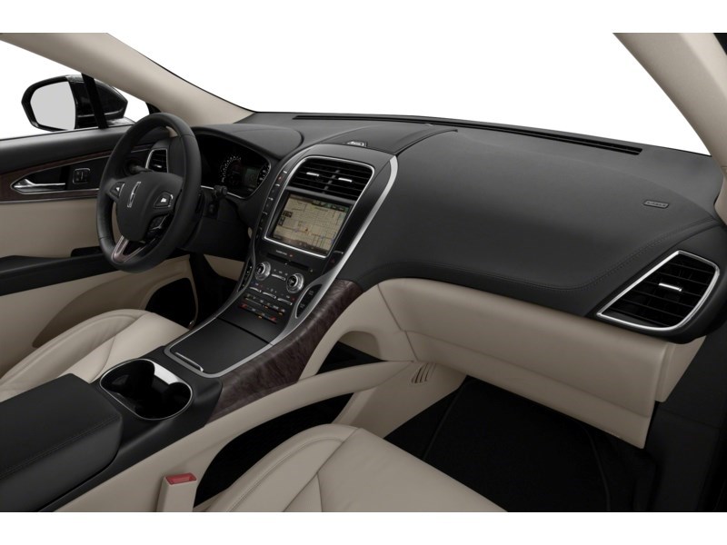 2018 Lincoln MKX AWD Reserve Interior Shot 1