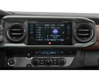 2017 Toyota Tacoma 4WD Double Cab V6 Auto Limited Interior Shot 2