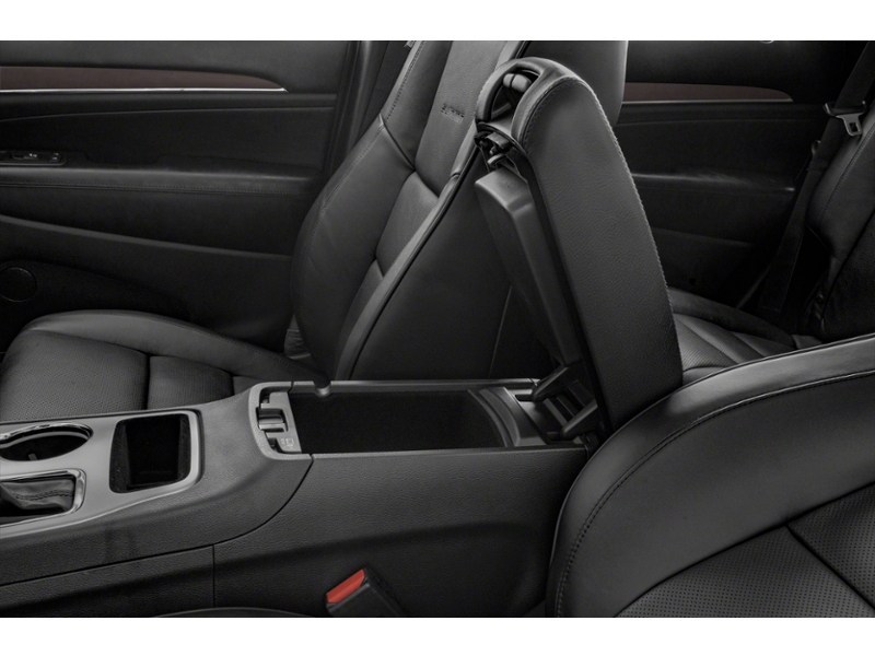 2021 Jeep Grand Cherokee Summit 4x4 Interior Shot 7