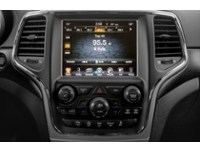 2019 Jeep Grand Cherokee Altitude 4x4 Interior Shot 2