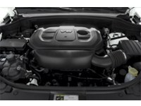 2021 Jeep Grand Cherokee Laredo 4x4 Exterior Shot 3