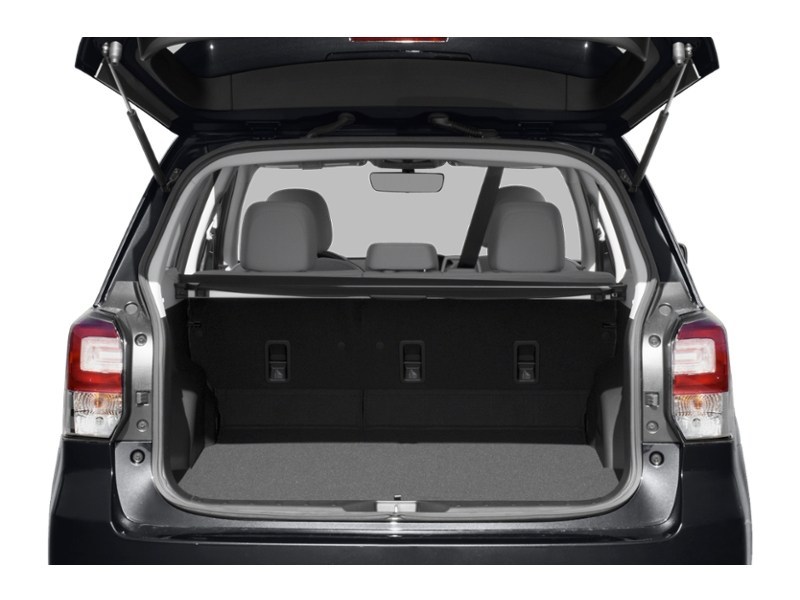 2018 Subaru Forester 2.5i Touring CVT w/EyeSight Pkg Exterior Shot 4