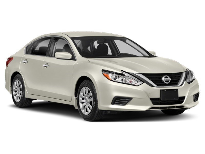 2018 Nissan Altima 2.5 SV Sedan Exterior Shot 8