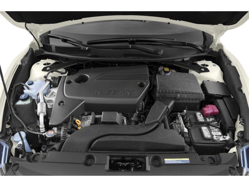 2018 Nissan Altima 2.5 SV Sedan Exterior Shot 3