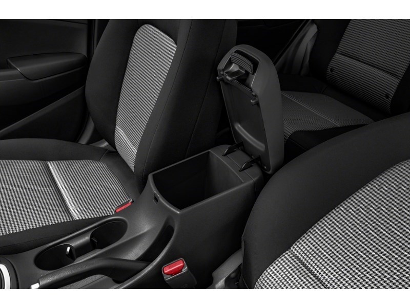 2018 Hyundai Kona 2.0L Luxury AWD Interior Shot 7