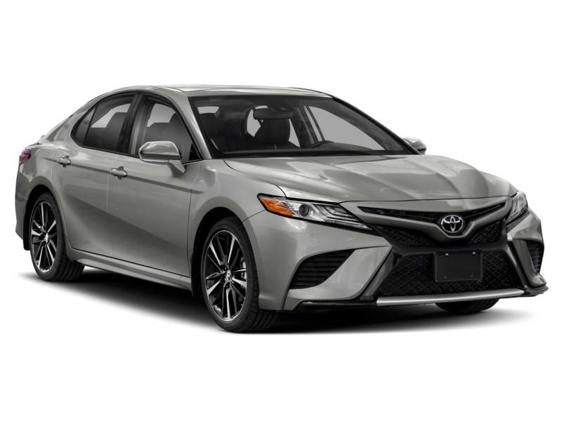 2020 Toyota Camry XSE Auto Exterior Shot 8