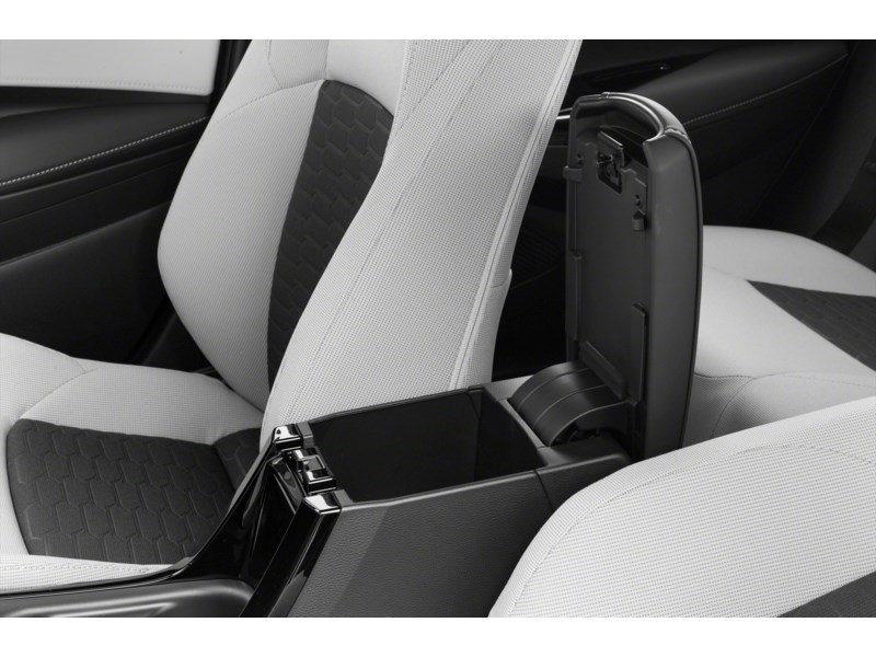 2020 Toyota Corolla Hatchback CVT Exterior Shot 11