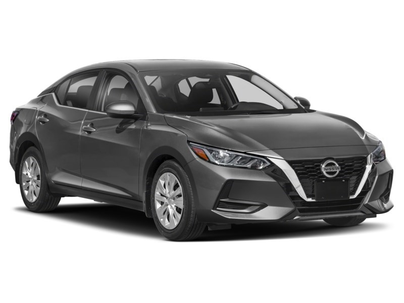 2022 Nissan Sentra SV CVT Exterior Shot 8