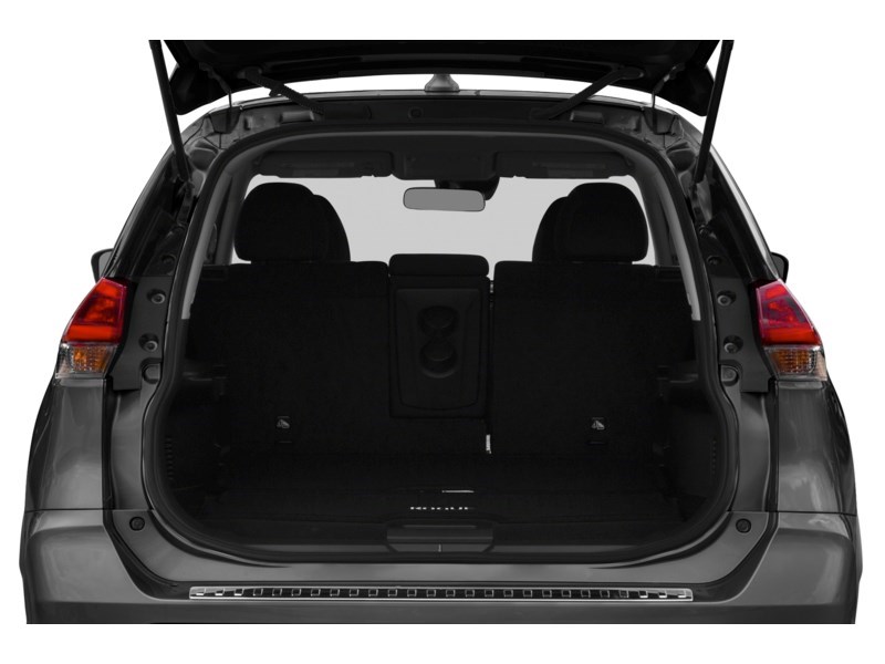 2020 Nissan Rogue AWD SV Exterior Shot 4