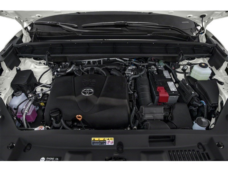 2022 Toyota Highlander XLE AWD Exterior Shot 3