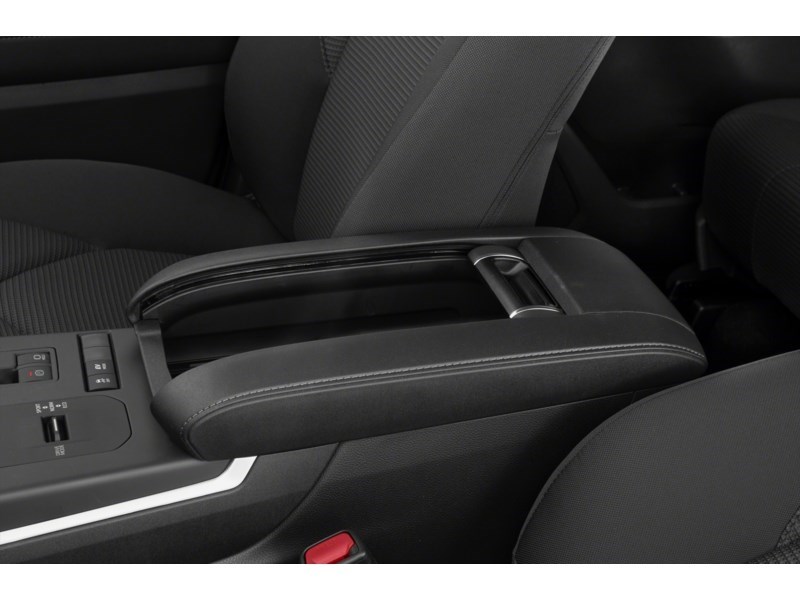 2021 Toyota Highlander Hybrid Hybrid XLE AWD Interior Shot 7