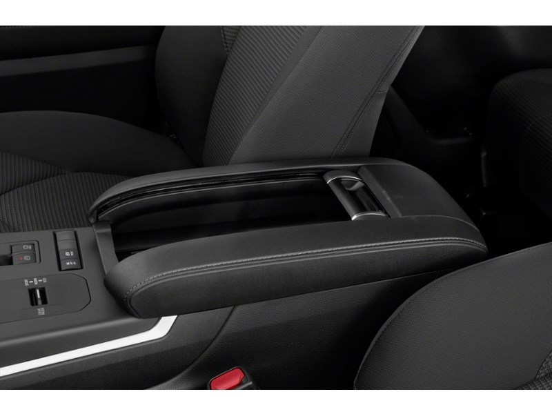 2022 Toyota Highlander Hybrid Hybrid XLE AWD Interior Shot 7