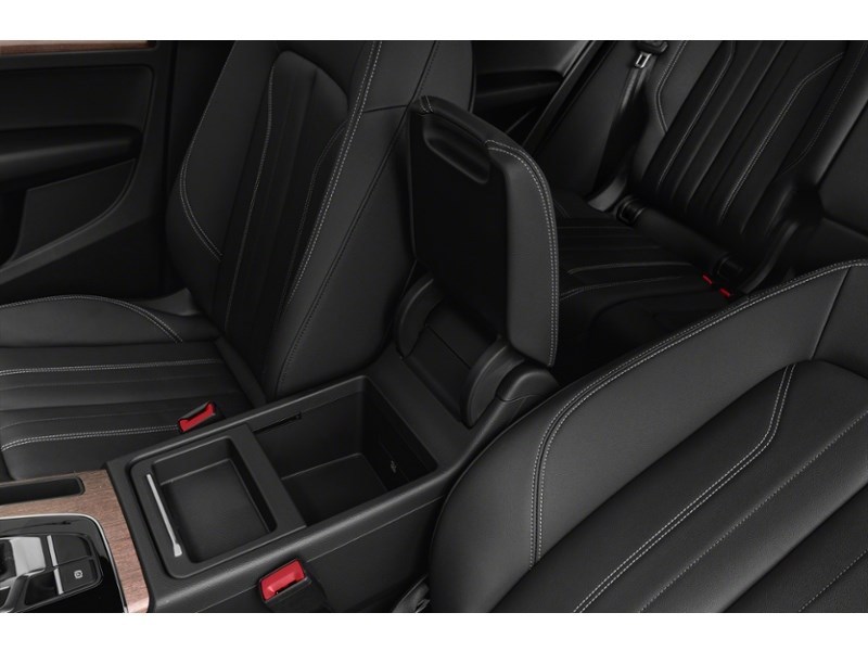 2021 Audi Q5 Technik 45 TFSI quattro Interior Shot 7