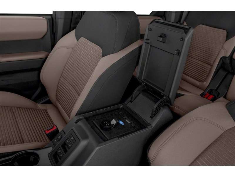 2023 Ford Bronco Outer Banks 4 Door 4x4 Interior Shot 7