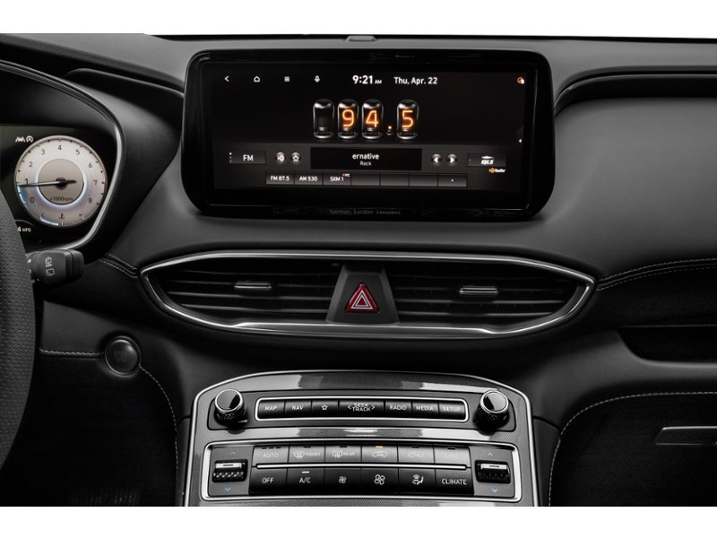 2022 Hyundai Santa Fe Ultimate Calligraphy AWD Interior Shot 2