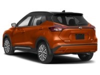 2021 Nissan Kicks SR FWD Exterior Shot 9