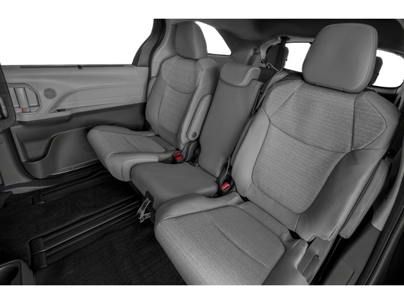 2022 Toyota Sienna LE 8-Passenger FWD Interior Shot 5