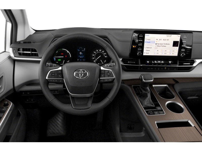 2024 Toyota Sienna XLE 8-Passenger FWD Interior Shot 3