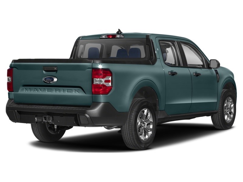 2024 Ford Maverick XLT AWD SuperCrew Exterior Shot 2