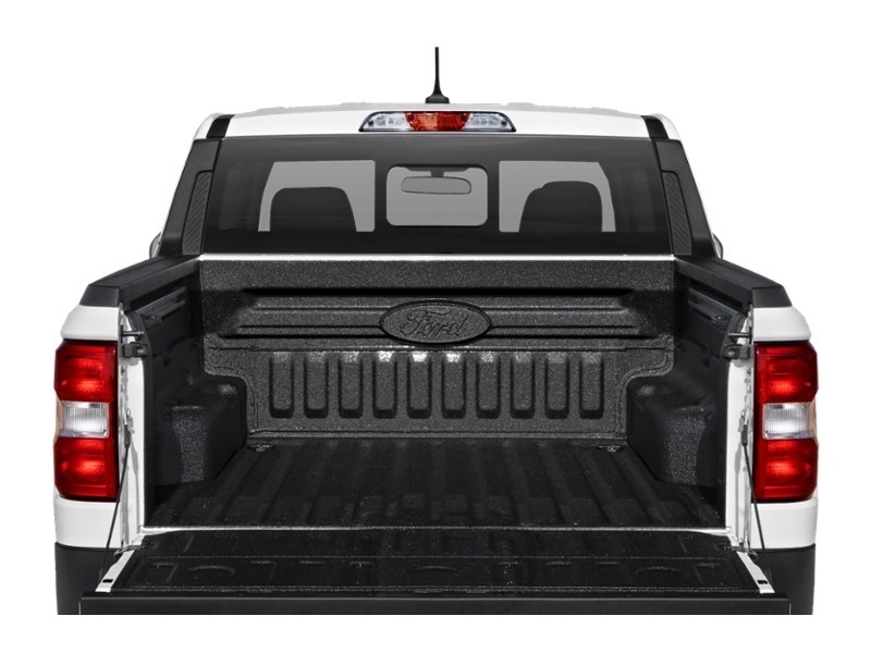 2024 Ford Maverick LARIAT AWD SuperCrew Exterior Shot 4