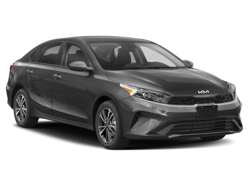 2023 Kia Forte LX IVT Exterior Shot 8