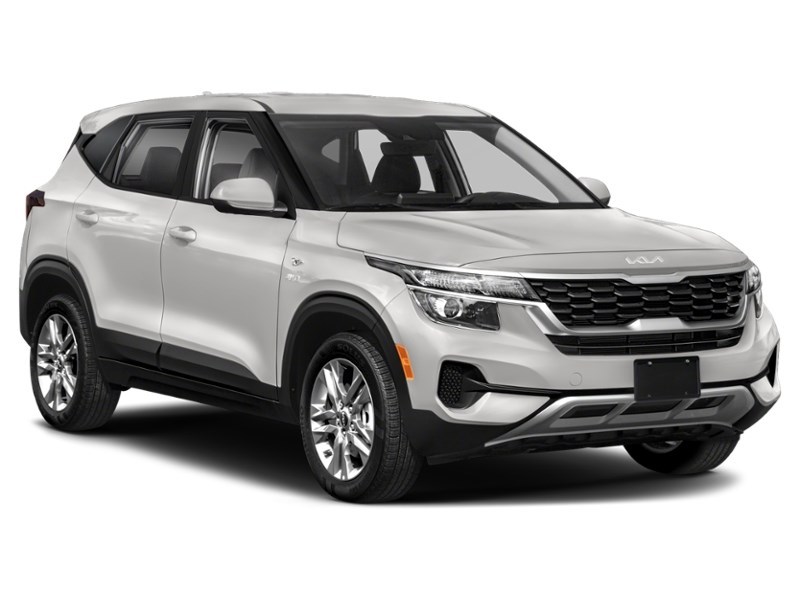 2022 Kia Seltos LX AWD Exterior Shot 8